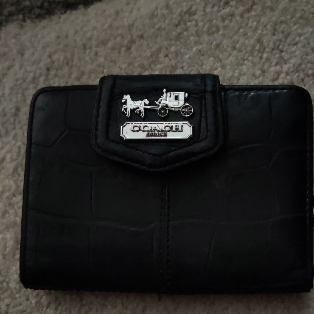 Coach Madison Small Croc Embossed Bifold Snap
